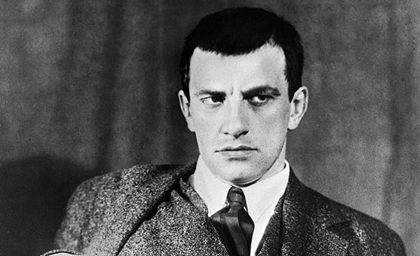 1. Послушайте!