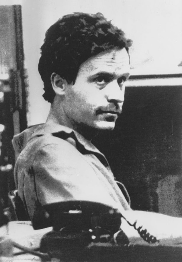 1989 yılında elektrik şokuyla idam edilen Ted Bundy'nın kan donduran cinayetleri ise ölümünün 30. yıl dönümünde hala dün gibi hatırlanıyor.