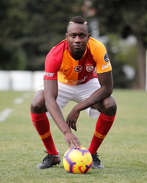 Diagne, Galatasaray'da '91' numaralı formayı giyecek.
