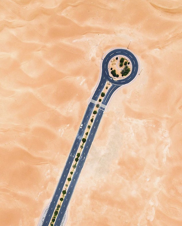 3. Çölde bir yol döngüsü.