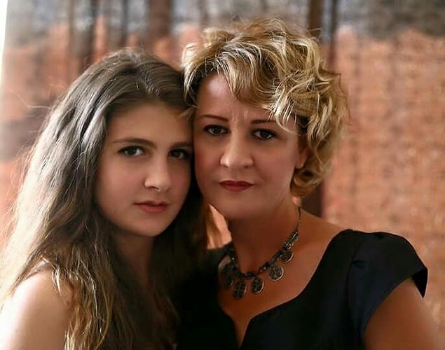 13. Genç oyuncu Çağla Irmak, oyuncu Hülya Irmak'ın kızı.