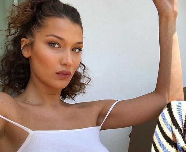 6. Бросаются ли в глаза ваши ямочки?