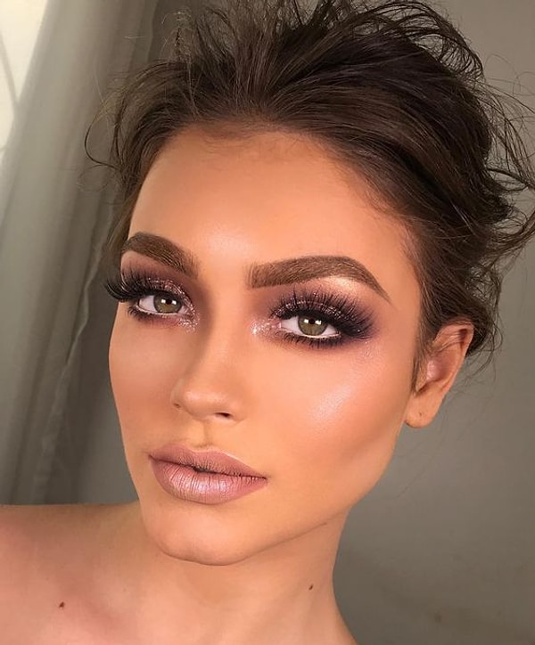 Макияж с акцентом на глаза!