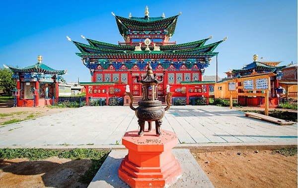 1. Итак, начнем. Издалека похоже на что-то китайское, но на самом деле это...