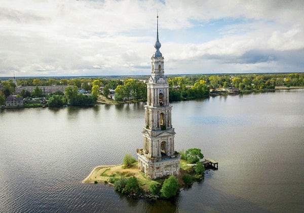 10. Перед вами один из городов Золотого кольца, но какой именно?
