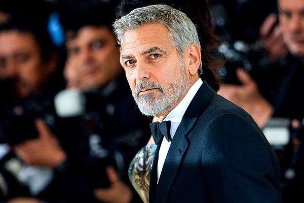 7. Listenin belki de en karizmatik isimlerinden biri olan George Clooney 57 yaşında.