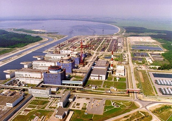 7. Где была построена первая в СССР атомная электростанция?