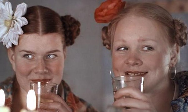 4. Саара Хедлунд и Зоя Буряк (доярки)