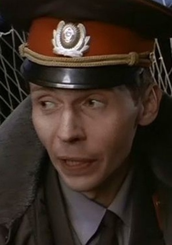 6. Сергей Гусинский (Семёнов, сержант милиции)