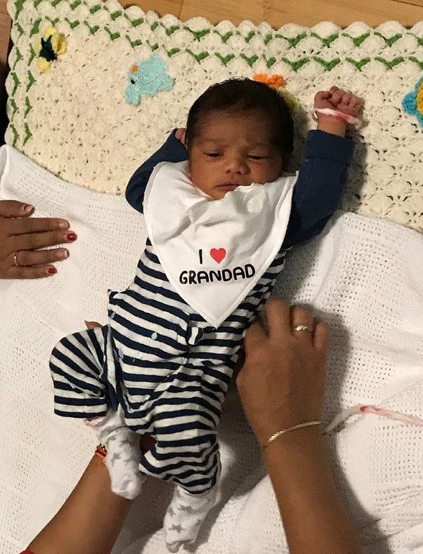 "Bilgilendirme sınıfımda, bana nerede doğum yapmak istediğimi hayal etmemi söylemişlerdi. Bir arabada olacağını hiç düşünmemiştim."