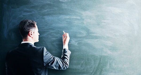 9. Какое слово нужно написать через дефис?