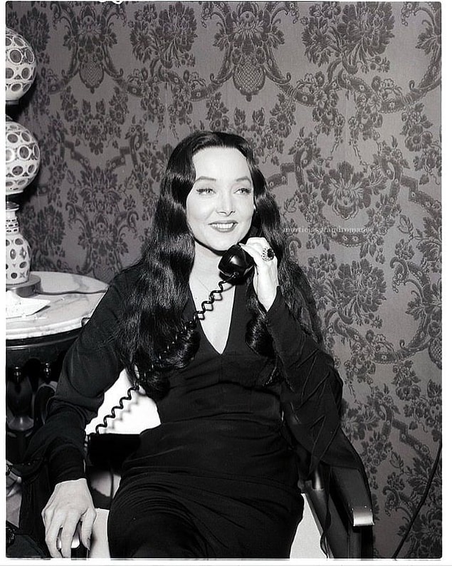 5. Carolyn Jones "Morticia Addams" rolünde, 1960'lar.