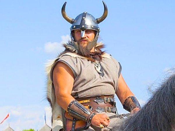 14. "Üzgünüm ama Vikingler boynuzlu kasklar takmıyordu."