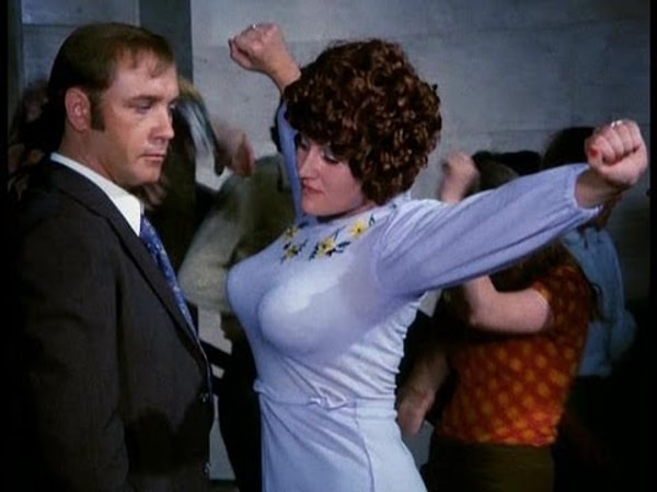 5. Жизненный фильм "Афоня" создал...