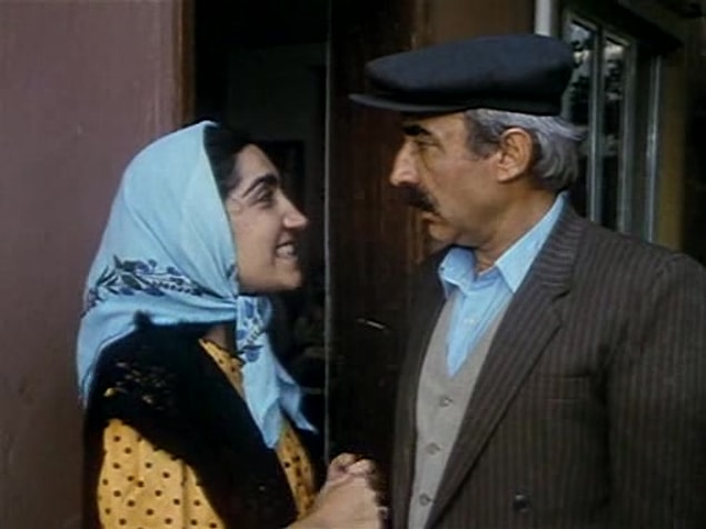 8. Film aynı zamanda Altın Portakal'da ve İstanbul Film Festivalinde ödüllere doymuş bir başyapıttır.
