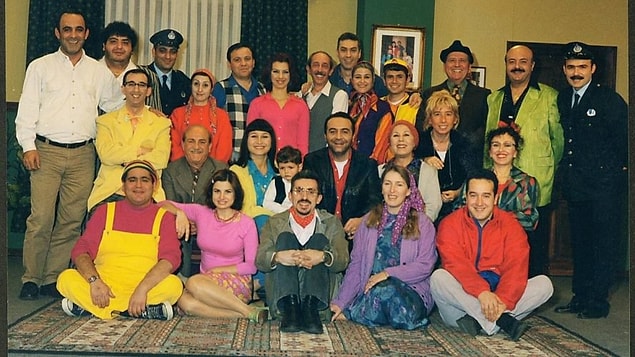 7. Bir Demet Tiyatro (8.4 Puan)
