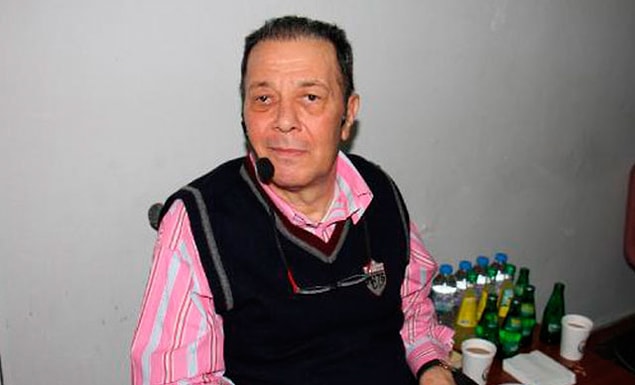 Acı haberi duyuran Yalçın Menteş'in oğlu Atilla Menteş "Sevgili babam Yalçın Menteş'i kaybettik. Tüm yakınlarının ve sevenlerinin başı sağ olsun" dedi.