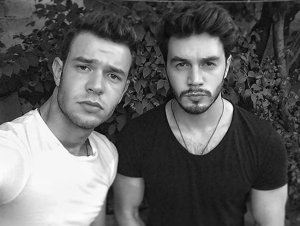 5. Исмаил Эге Шашмаз и Айтач Шашмаз (братья)