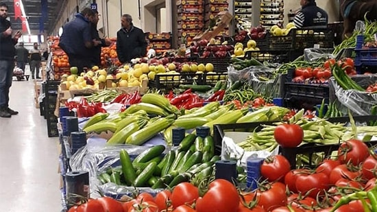 Beş İlde Sebze ve Meyve Operasyonu: Bakan Pekcan 'Fiyatlarda Yüzde 800 Artış' Olduğunu Açıkladı