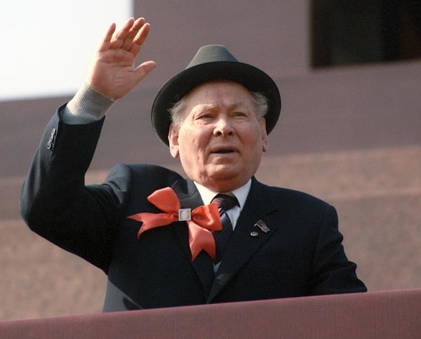 4. Какое имя носил генеральный секретарь ЦК КПСС Черненко?