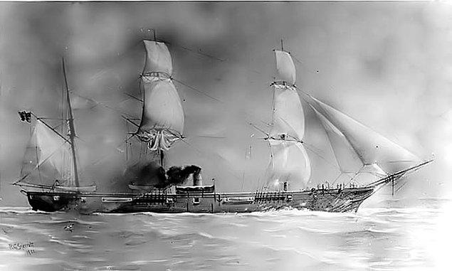1864: H.L. Hunley, savaş gemisi batırdı.