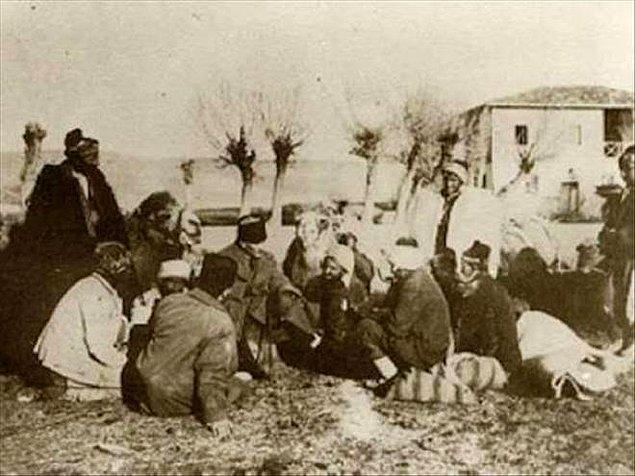 1916: Doğu cephesinde Ruslar, Muş'u işgal etti.
