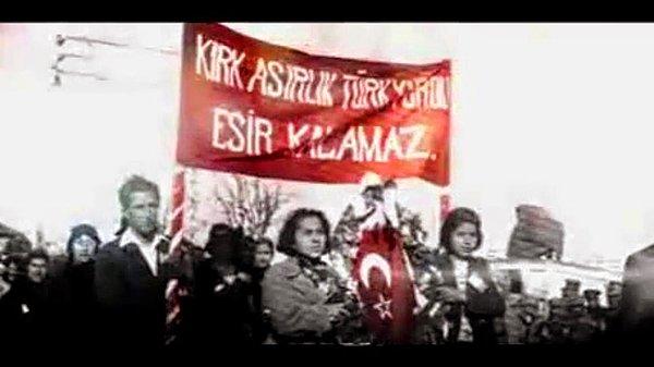 1939: Hatay Meclisi, Türkiye Cumhuriyeti kanunlarını, Hatay Devleti kanunları olarak kabul edildi.