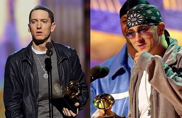 18. 2001'de ilk performansı ve 2011'de en son performansı ile dört kez Grammy sanatçısı olan Eminem de 15 Grammy sahibi.