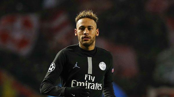 4. Neymar | Aylık: 3.1 milyon euro
