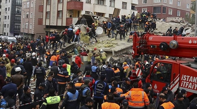 Kartal'da geçtiğimiz günlerde 8 katlı bir bina çökmüştü.