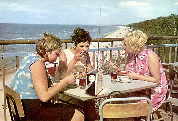 9. А когда субботу объявили выходным днем?