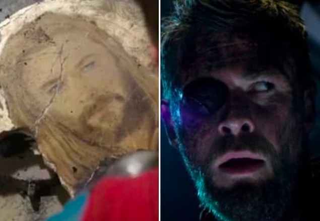 7. Thor: Ragnarok'da, Thor'un bulunduğu duvar resminin bu şekilde çatlak olması Thor'un filmin devamında kaybedeceği gözünü sembolize ediyor.
