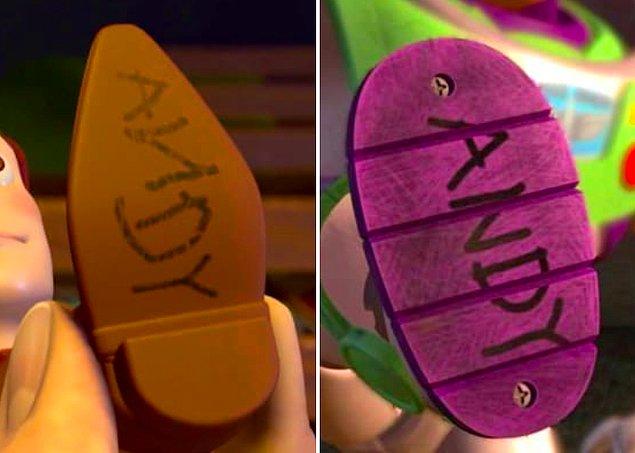11. Oyuncak Hikayesi filminde, Woody'nin botuna ters şekilde yazılmış N harfi küçük Andy'nin büyüdüğünü göstermek için Buzz Işıkyılı'nın botunda düzgün bir şekilde yazılmış.