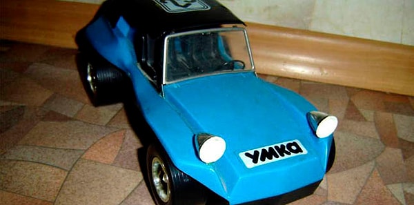 9. В чем заключалась особенность игрушки "Умка"?