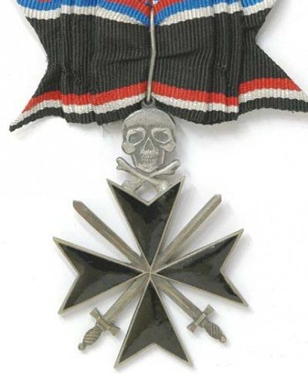 3. А по поводу этого ордена что скажете?