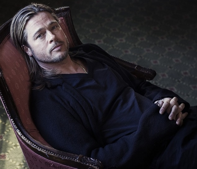 1. 90'ların sonunda oldukça karanlık bir dönem geçiren ve içe kapanan Brad Pitt.