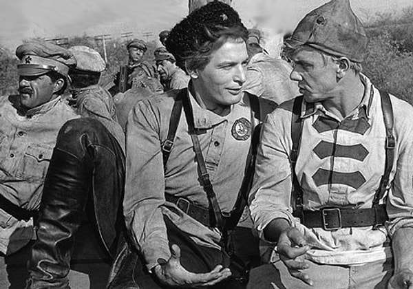 1. Вернемся же к вышеупомянутой фразе. В каком фильме она прозвучала?