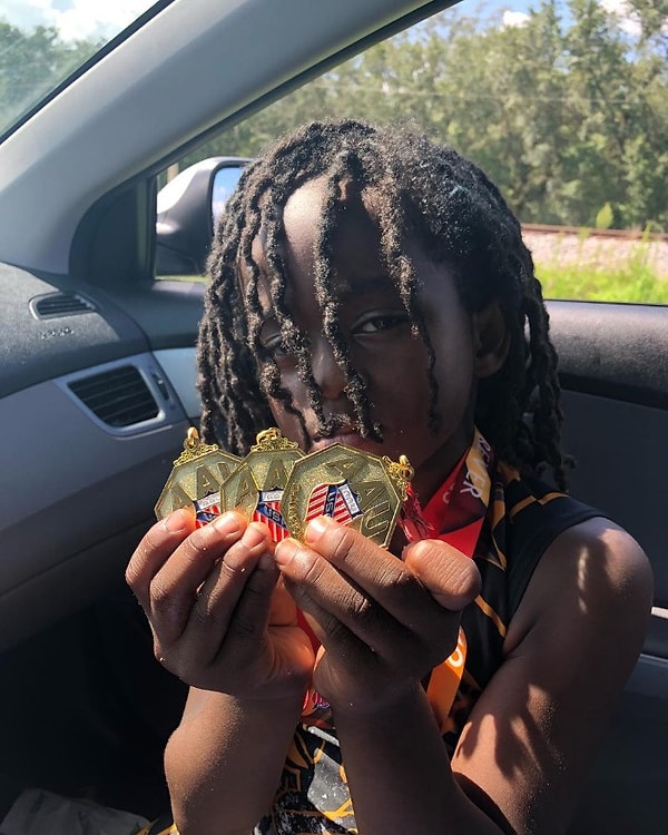 11. Первые награды