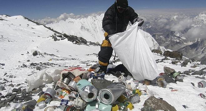 Zirve Çöplüğe Dönünce Çin 'Dur' Dedi: Everest Dağı Turistlere Kapatıldı