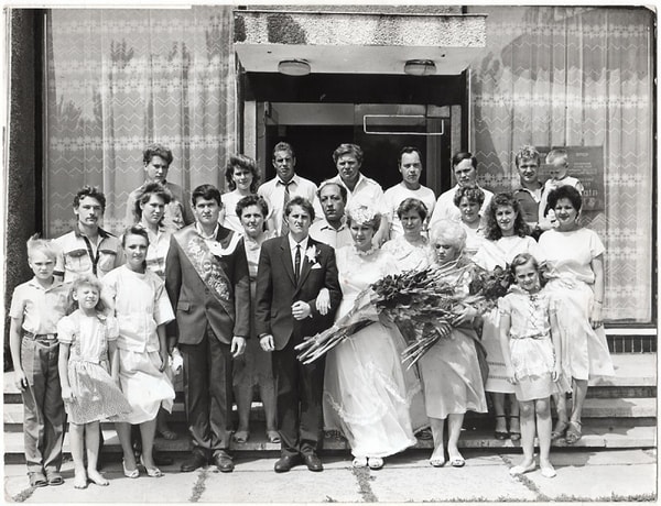 4. Какие свадьбы назывались «комсомольскими»?