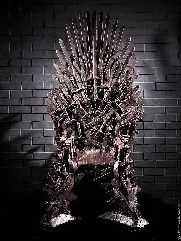 9. Первым российским императором был...