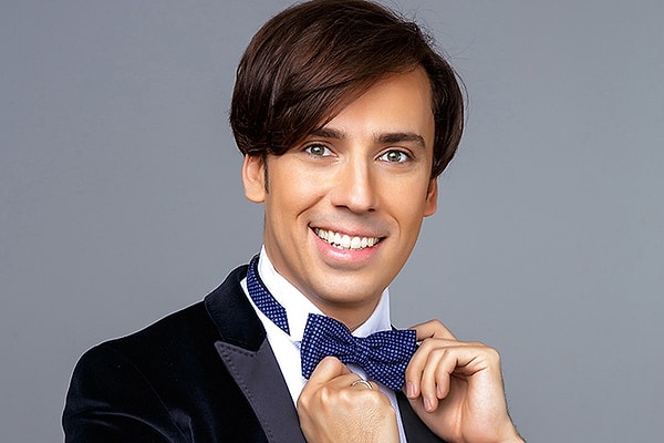 6. За плечами Максима Галкина корочка лингвиста. Но вот какого столичного вуза?