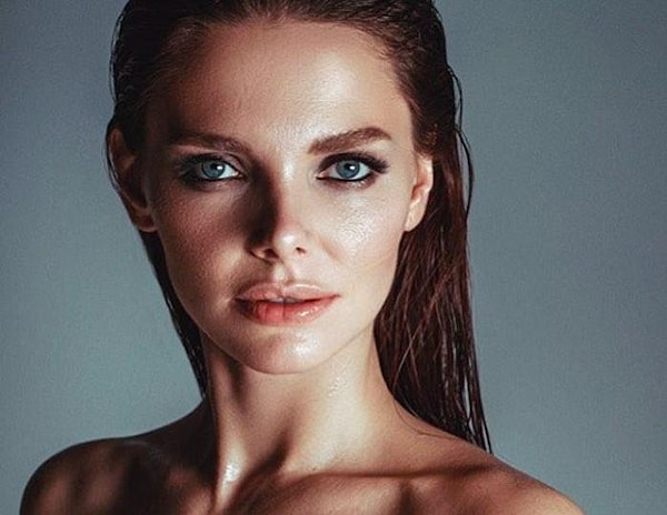 13. И последнее: выходцем из какого театрального вуза является Елизавета Боярская?