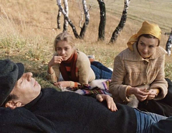 10. А какая актриса сыграла Катю в фильме "Москва слезам не верит"?