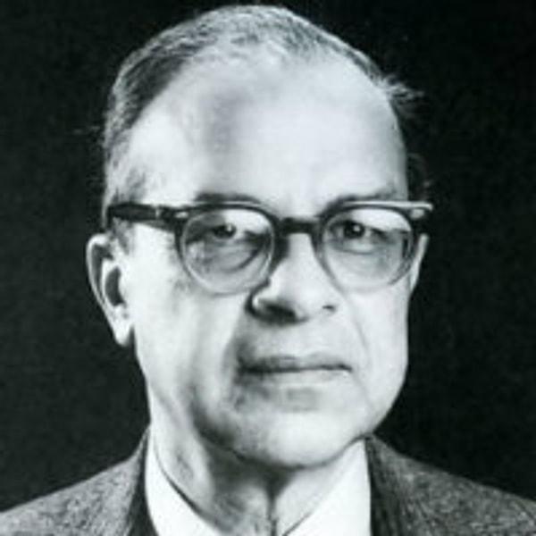 1977: Türk fizikçi Prof. Dr. Feza Gürsey, Oppenheimer Ödülü'ne değer bulundu.