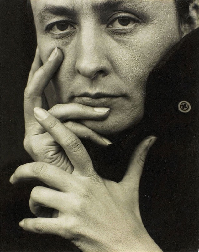 16. Georgia O'keeffe ve arabası