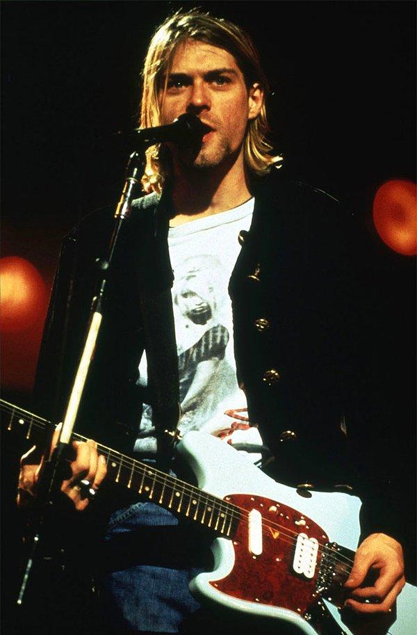 17. Kurt Cobain ve saçları