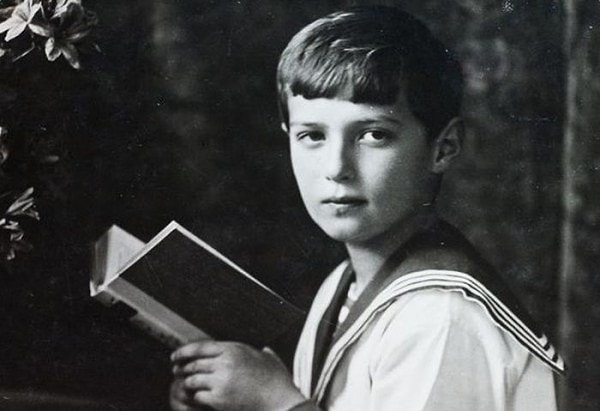 4. Каким недугом страдал цесаревич Алексей, сын императора Николая II?