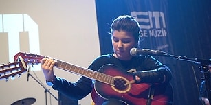Tek Eliyle Hayaline Tutundu: 11 Yaşındaki Nuriye, Gitar Performansıyla Alkışları Topladı