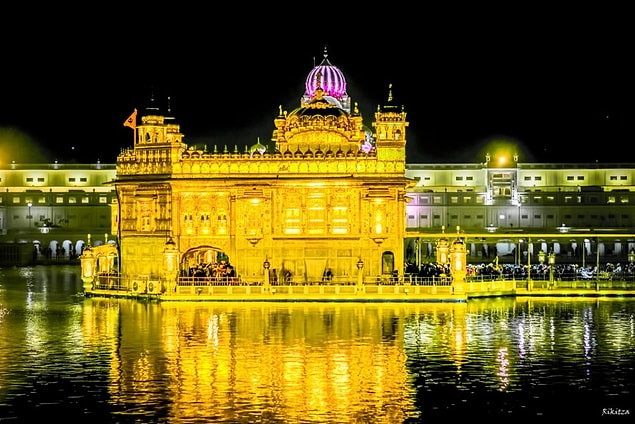 9. The Golden Temple in Amritsar, India is the holiest site in Sikhism. It runs a free kitchen operated by volunteers that serves up to 100,000 hot meals a day regardless of race, religion and class.